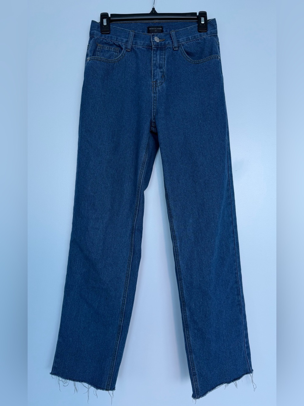 White Fox Boutique Jeans Raw Hem